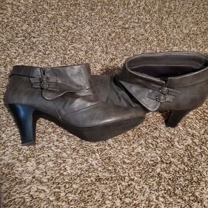 Steve Madden ankle booties